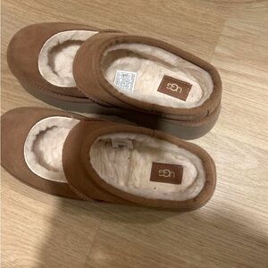 UGG Kids Tan Slippers